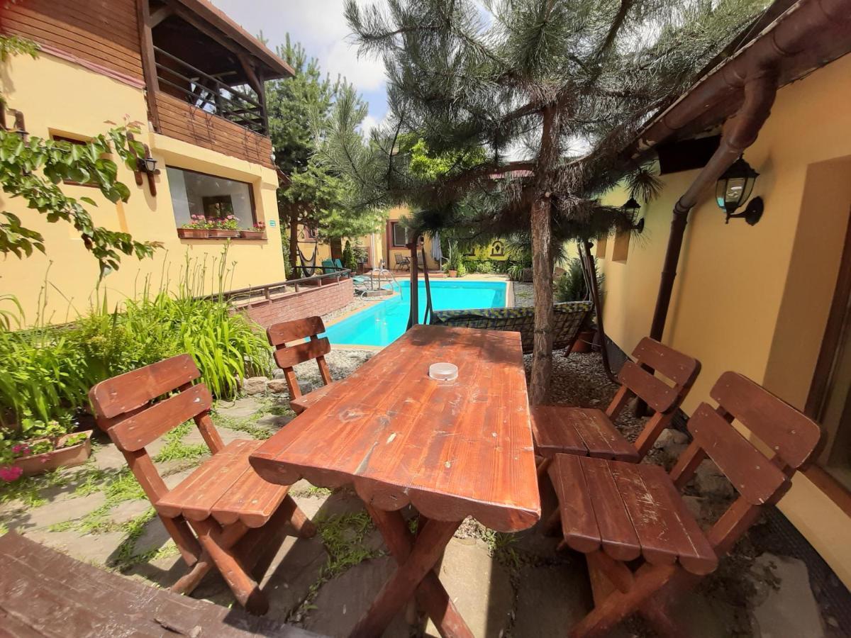 Casa Mica Guesthouse Bucarest Extérieur photo